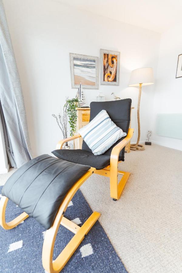 Watersedge Retreat, Views, Sunsets, Dogs Welcome Sandside  Exteriör bild