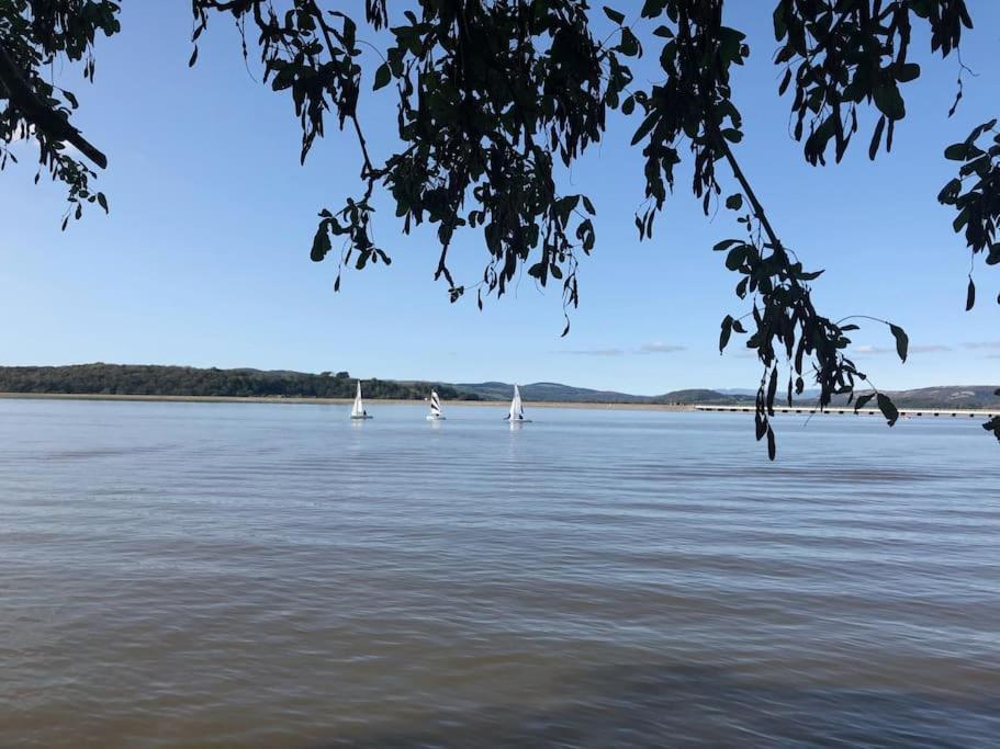 Watersedge Retreat, Views, Sunsets, Dogs Welcome Sandside  Exteriör bild
