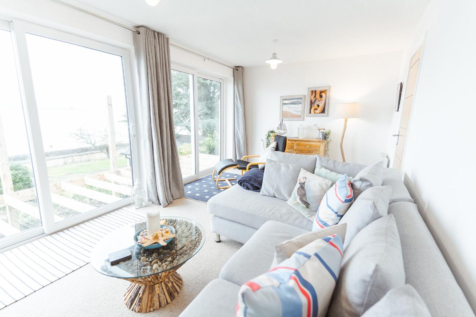 Watersedge Retreat, Views, Sunsets, Dogs Welcome Sandside  Exteriör bild
